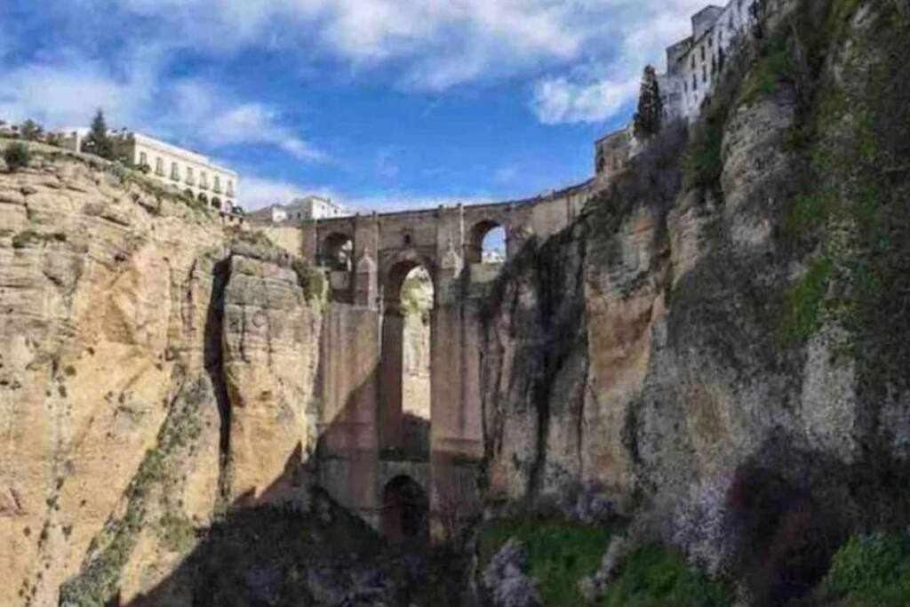 XXI E Apartamentos Morales & Arnal Ронда Екстер'єр фото